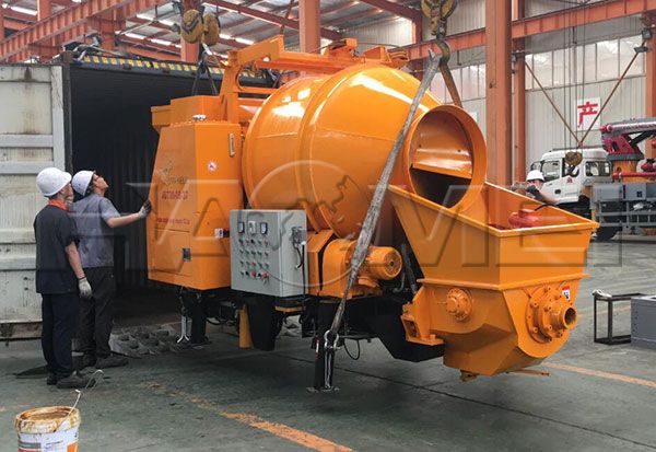 portable concrete mixer with pump.jpg