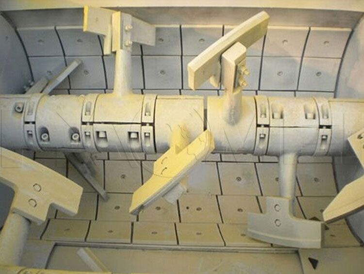 هل من المفيد اختيار خلاطة ذات عمودين وصومعة أسمنت متنقلة؟